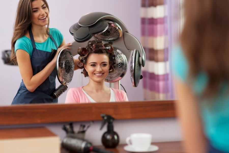 O que preciso saber antes de comprar um salão de beleza?