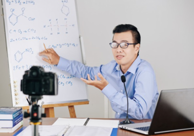 Venda de faculdade EAD, onde encontrar Faculdade à venda?