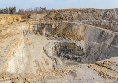 Jazida de areia à venda: por que investir nesse negócio?