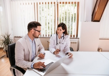 Por que comprar clínica médica é um bom negócio?