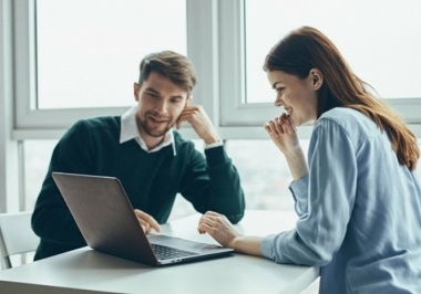 Site de compras e vendas de empresas une empreendedores às melhores oportunidades de negócios