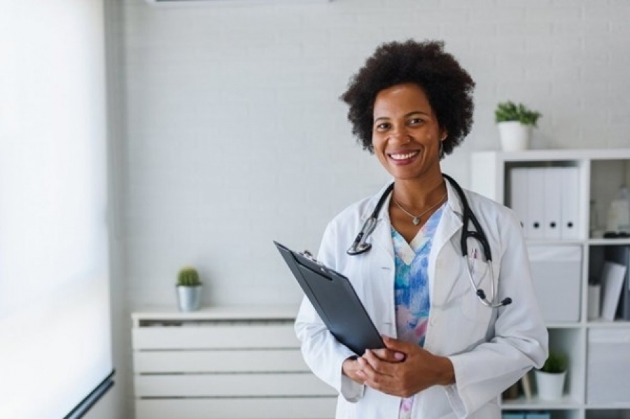 Clínica médica à venda – Vale a pena comprar uma clínica popular?