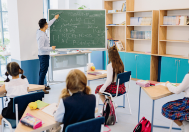 Escola de educação infantil e fundamental à venda: documentação, custos e como investir com segurança