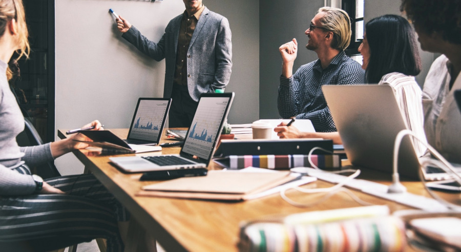 O Guia Definitivo para Comprar uma Empresa: Estratégias, Riscos e Passo a Passo para o Sucesso