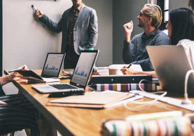 O Guia Definitivo para Comprar uma Empresa: Estratégias, Riscos e Passo a Passo para o Sucesso