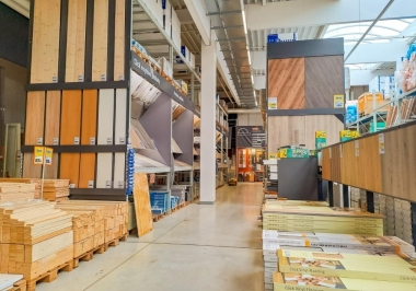 Vendo Loja de Material de Construção: O Guia Estratégico para Valorizar e Vender seu Negócio