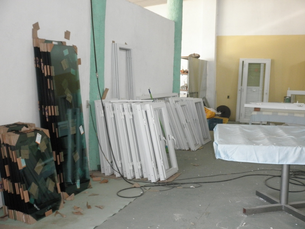 Negocio Inovador Empresa Fabrica de esquadrias( portas e janelas) em PVC  Porto Seguro BA