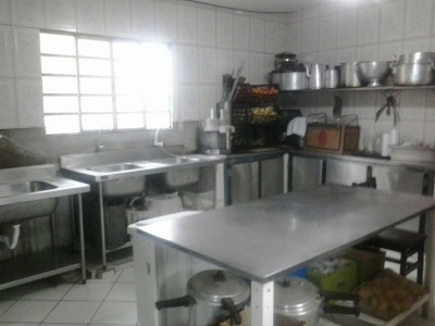 RESTAURANTE E PONTO COMERCIAL