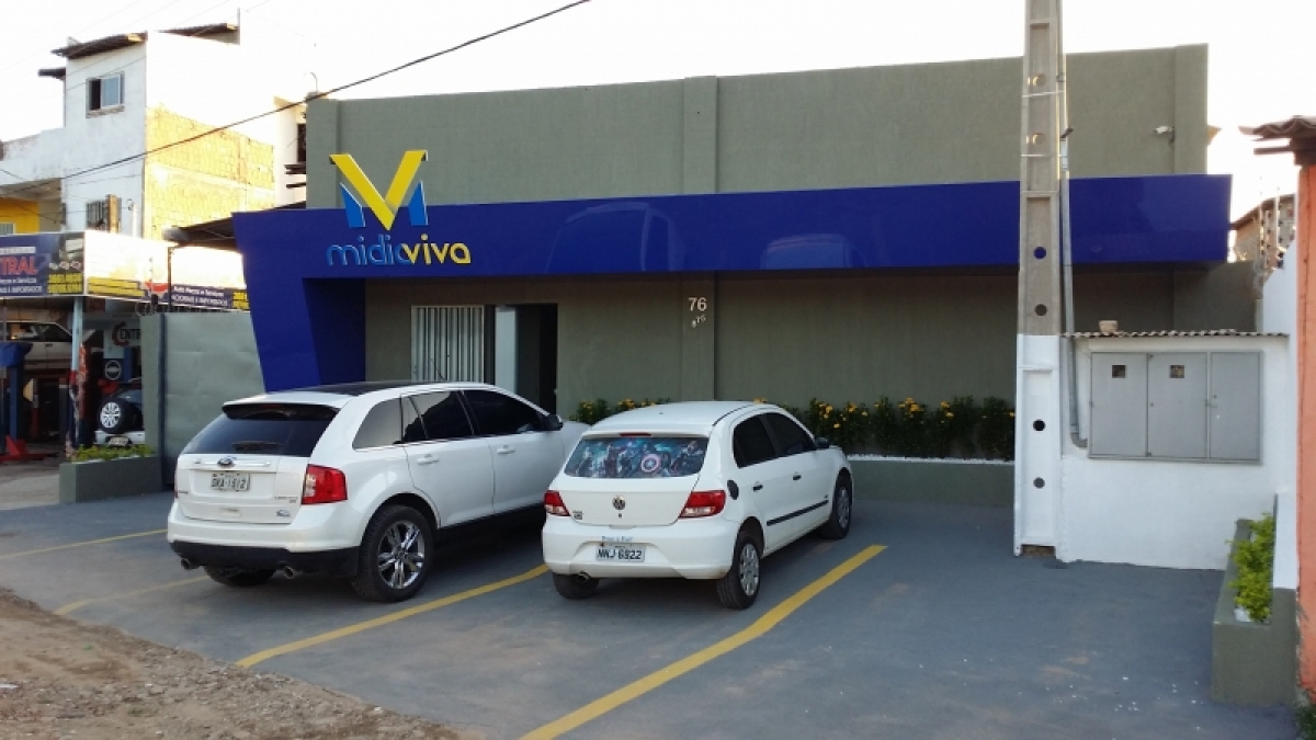 Empresa de Comunicacao Visual e Midia Exterior - Contrato Ativo com Cliente TIM Nordeste/Brasil