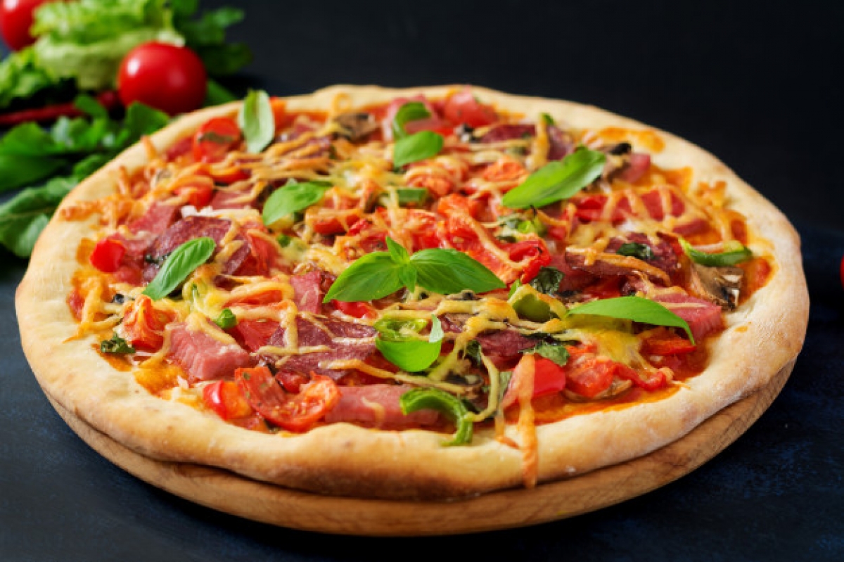 Passo ponto de Pizzaria com salão para 150 pessoas