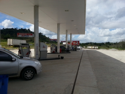 Posto de gasolina.