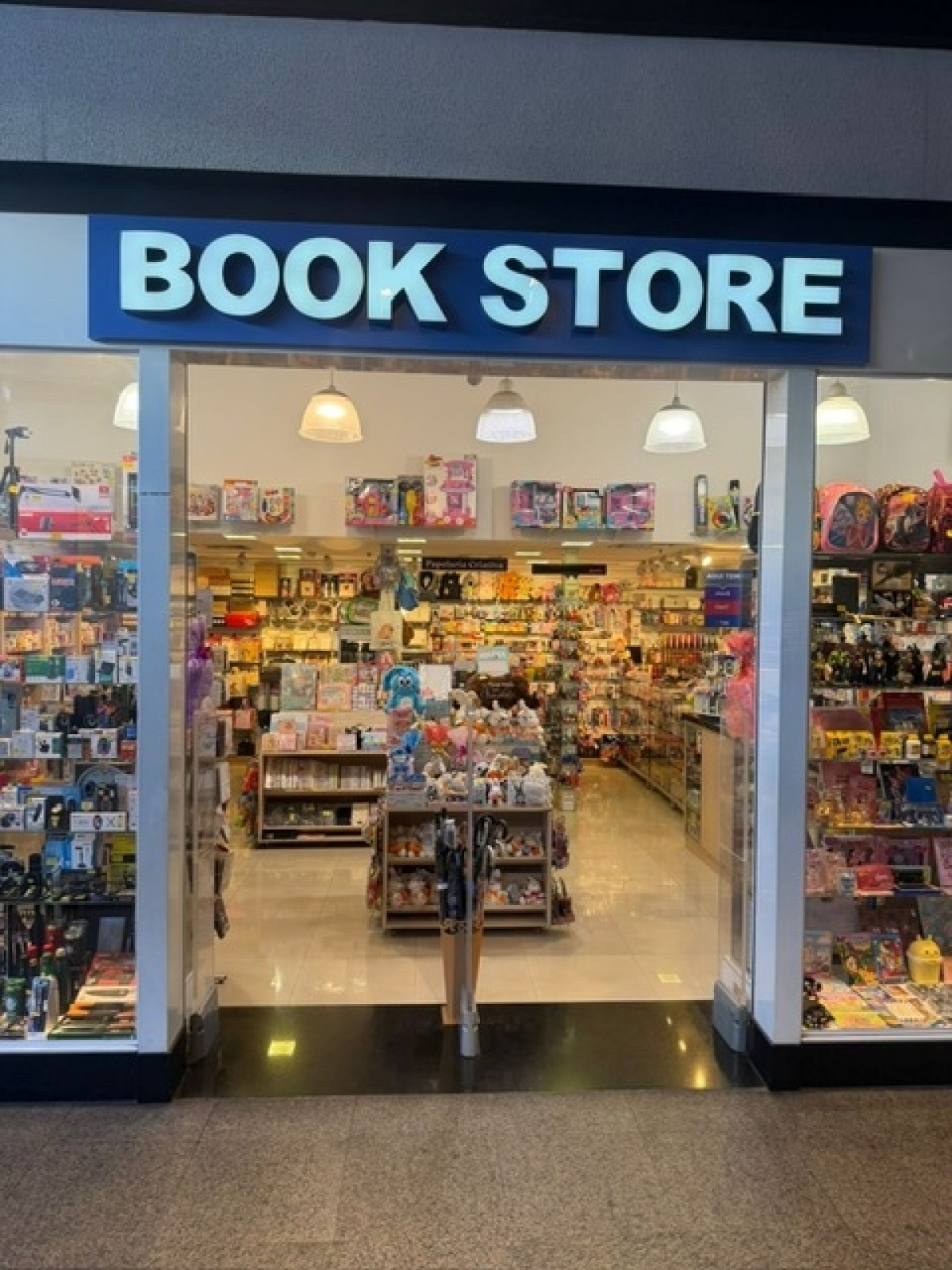 Loja com excelente faturamento mensal de Presentes, Brinquedos,Papelaria, Perfumes Importados, Eletrônicos, em Shopping 