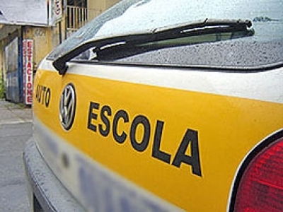 AUTO ESCOLA