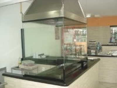 VENDO RESTAURANTE - BUFFET QUILO - SÓ ALMOÇO - GONZAGA - SANTOS/SP