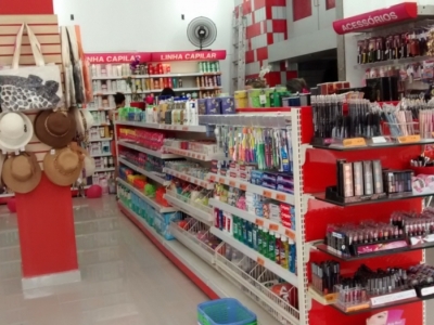 PERFUMARIA, COSMÉTICOS E MODA PRAIA BEM LOCALIZADA ALUGUEL BAIXO