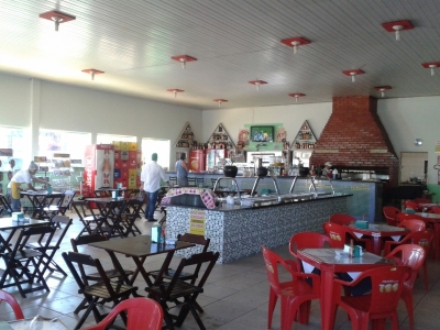 Restaurante bem estruturado