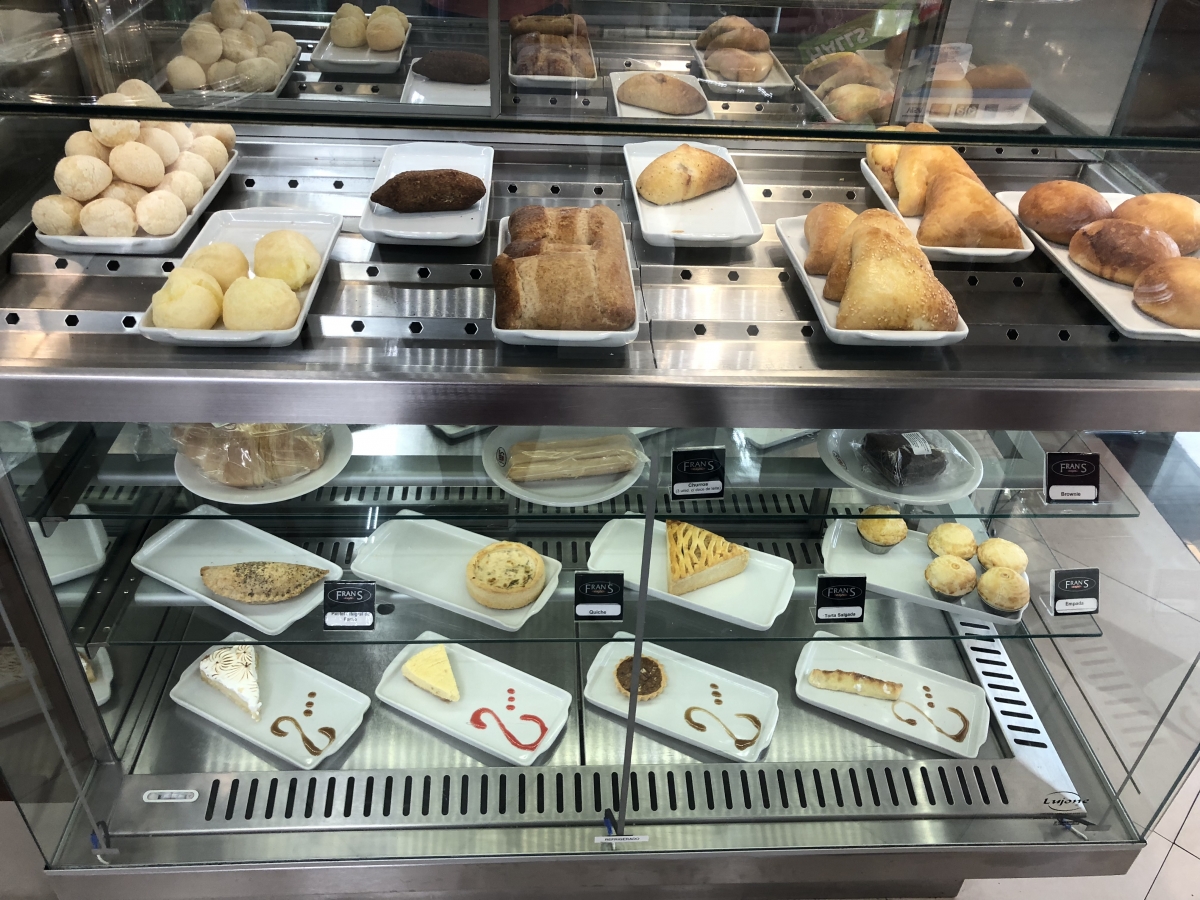 Cafeteria Franquia Top dentro Supermercado