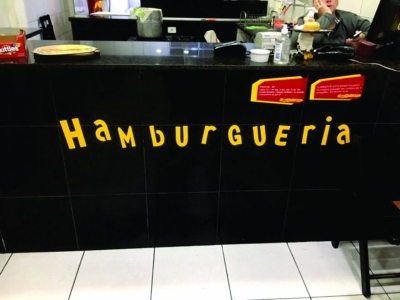 VENDO HAMBURGUERIA