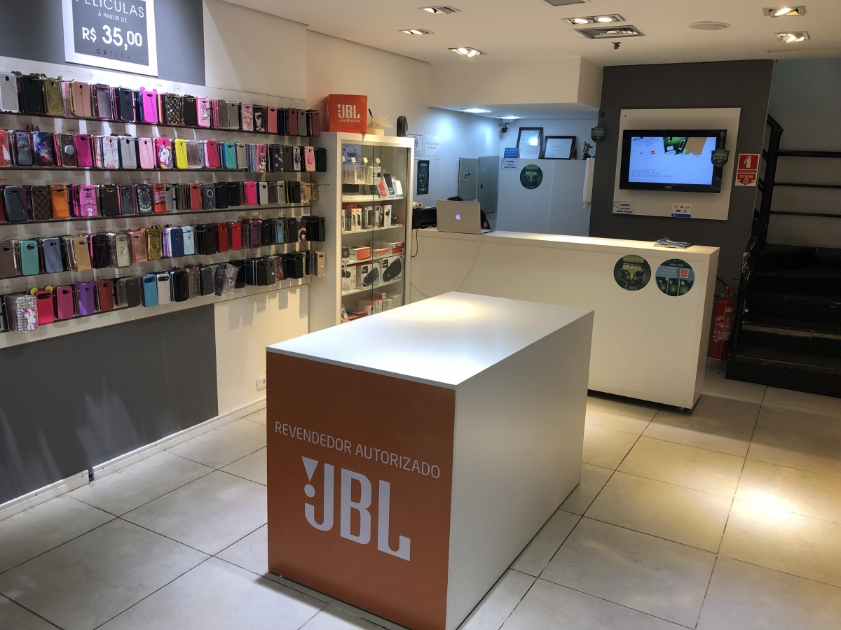 Loja de acessórios  e Tecnologia em Shopping