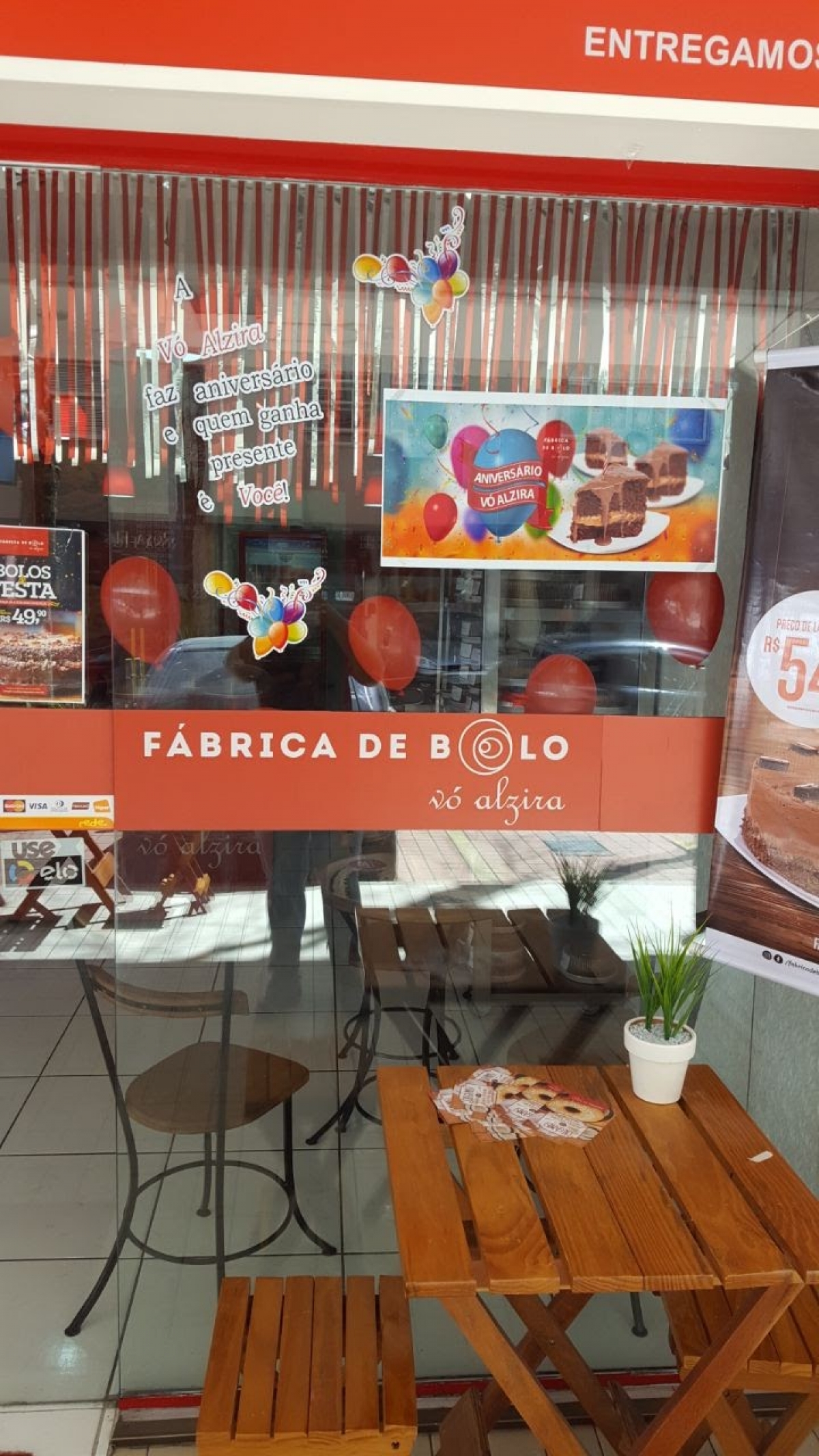 VENDA DE LOJA - FÁBRICA DE BOLOS VÓ ALZIRA - Quero um Negócio