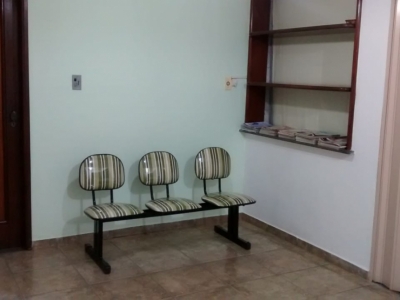 Vendo Clínica Odontológica funcionando  