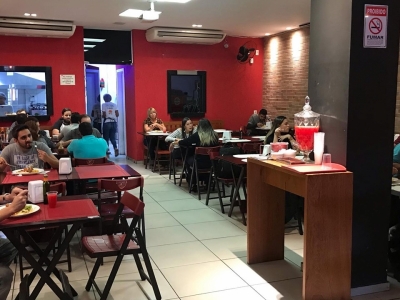 Vendo ou troco, ótimo Bar e Restaurante no Buritis