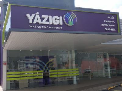 Escola de Idiomas Yazigi 