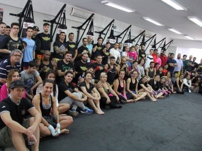 Linda Academia Tatuapé Muay Thai + Funcionais 