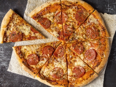 Comércio de Pizzas Congeladas e Resfriadas à Venda - Zona Norte da Capital