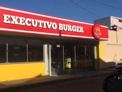 Executivo Burger (Hambugeria, Açaí e pizzaria)