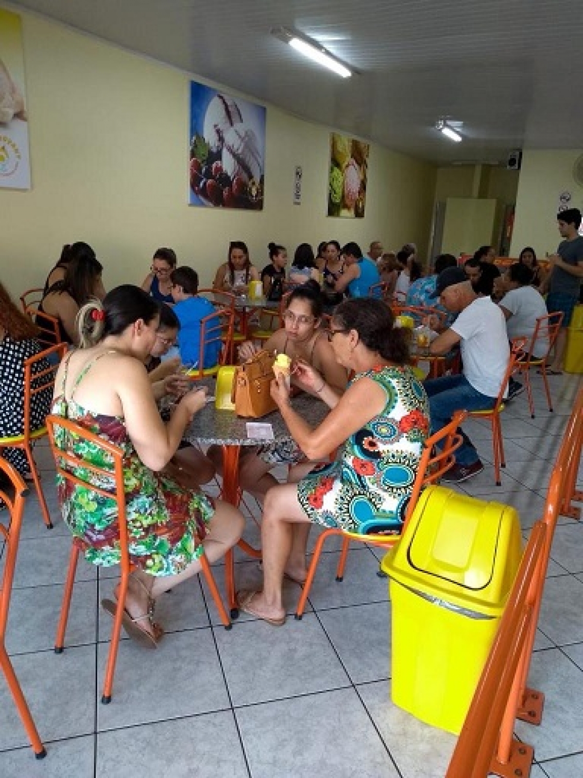 Vendo Gelateria e Chocolateria Artesanal a venda