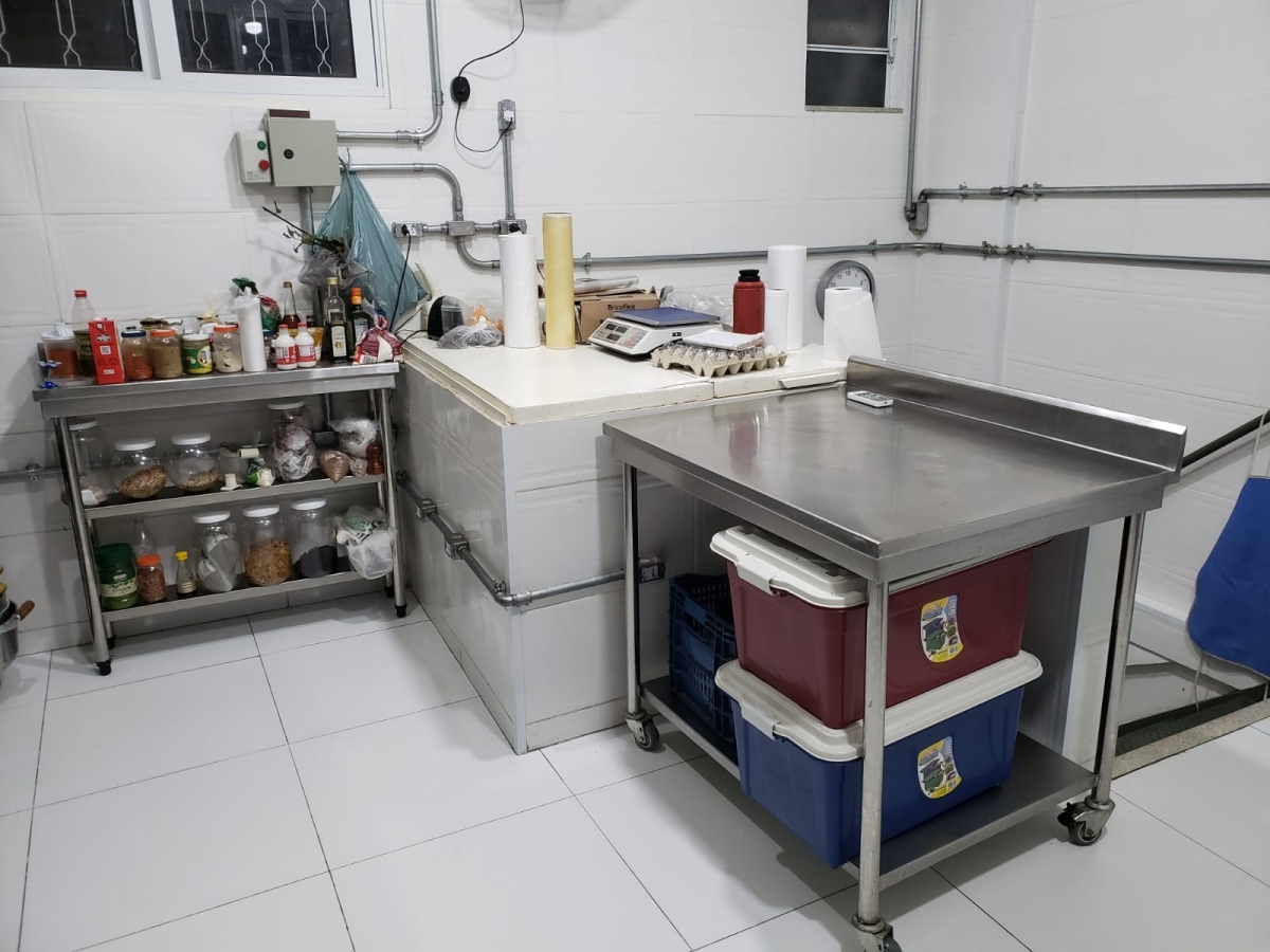 Vendo Loja (imóvel) + Cozinha Industrial Montada - CADEG - Rio de Janeiro