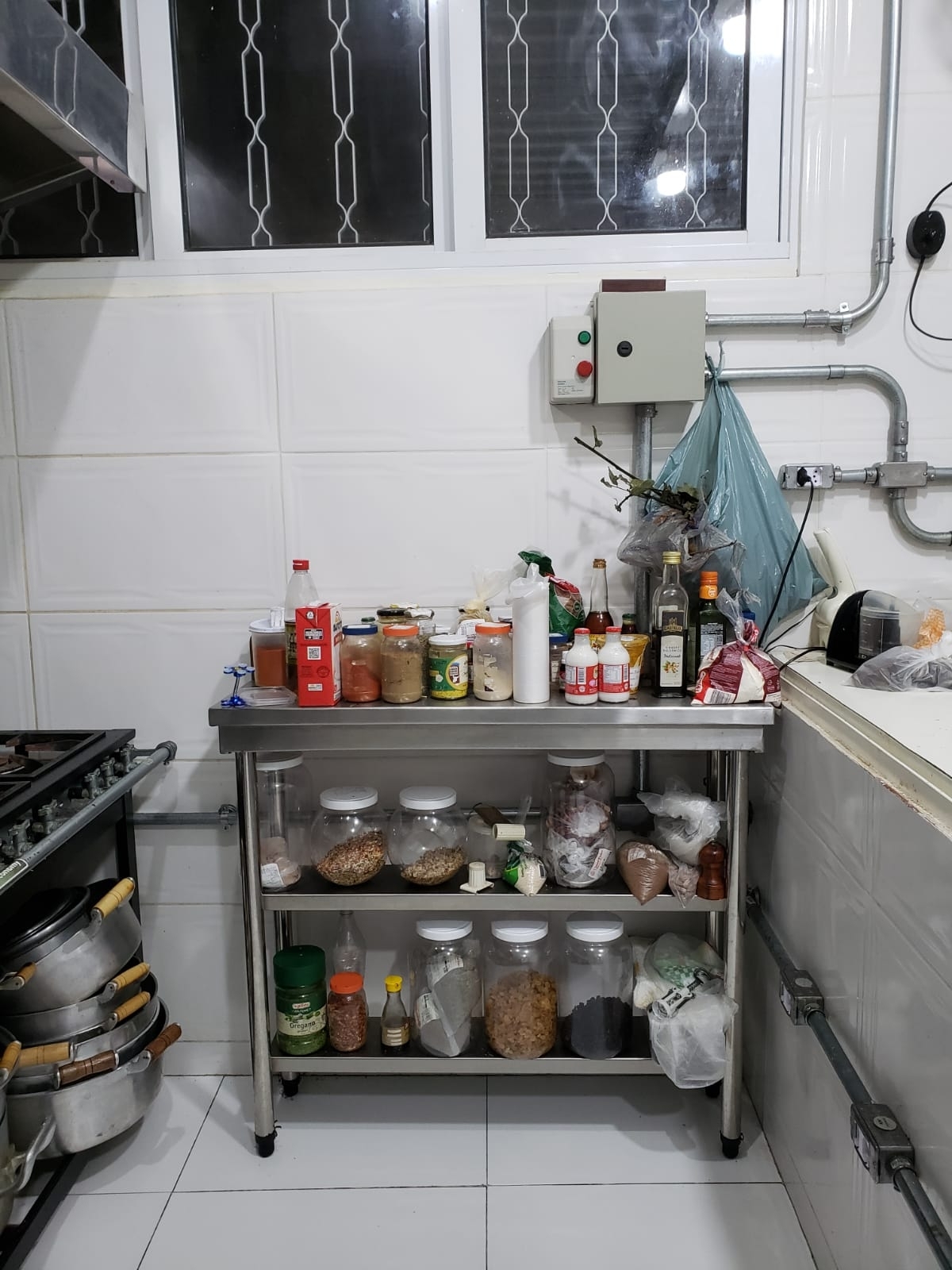 Vendo Loja (imóvel) + Cozinha Industrial Montada - CADEG - Rio de Janeiro