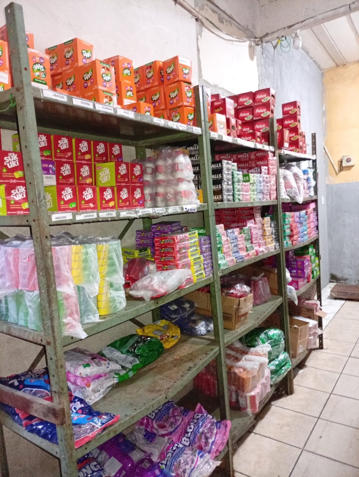 DISTRIBUIDORA CONSOLIDADA À VENDA — 30 ANOS DE MERCADO | BAIXADA FLUMINENSE – RJ