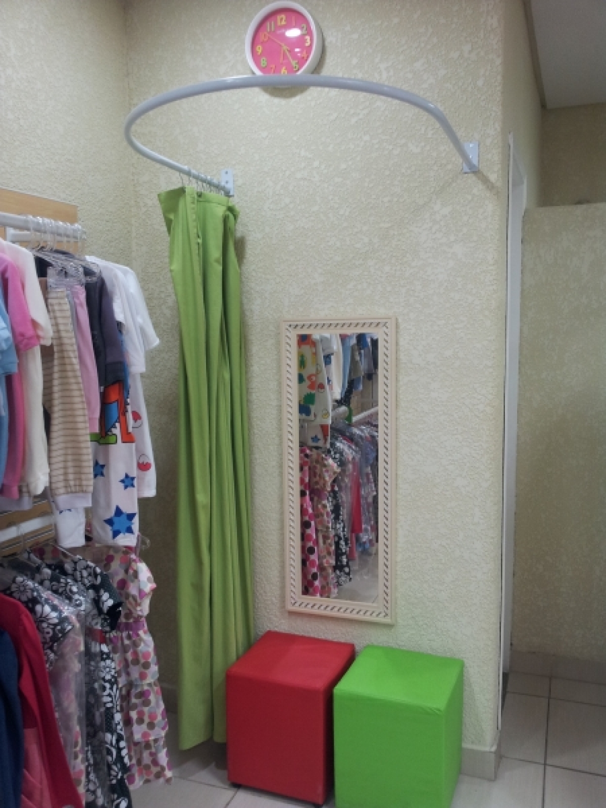 Ponto Comercial - Loja Moda infantil completa