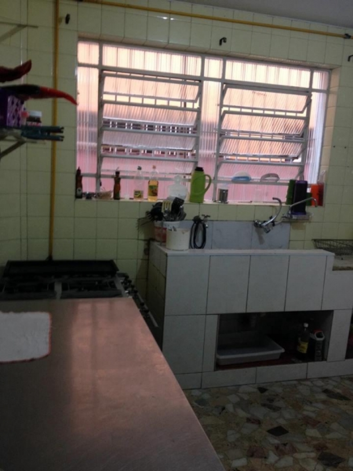 Lanchonete/Restaurante na Vila Olímpia - SP ( à 20 mts da Faculdade Anhembi Morumbi.)