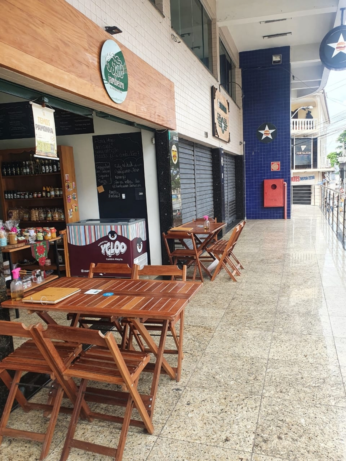 Cafeteria e Armazém da Roaça