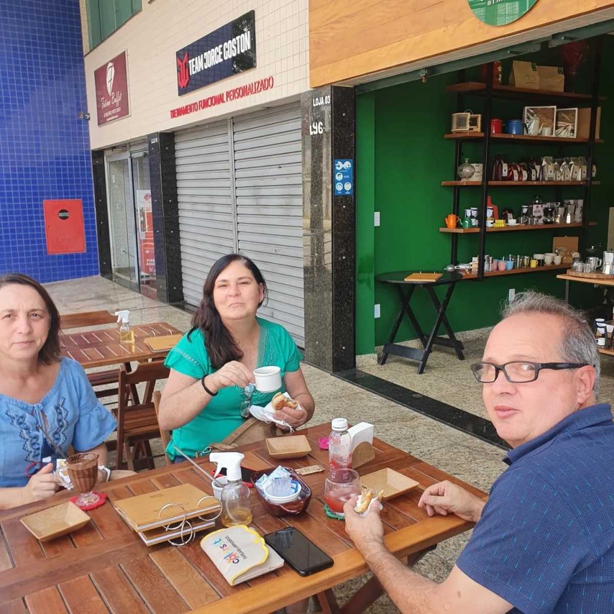 Cafeteria e Armazém da Roaça