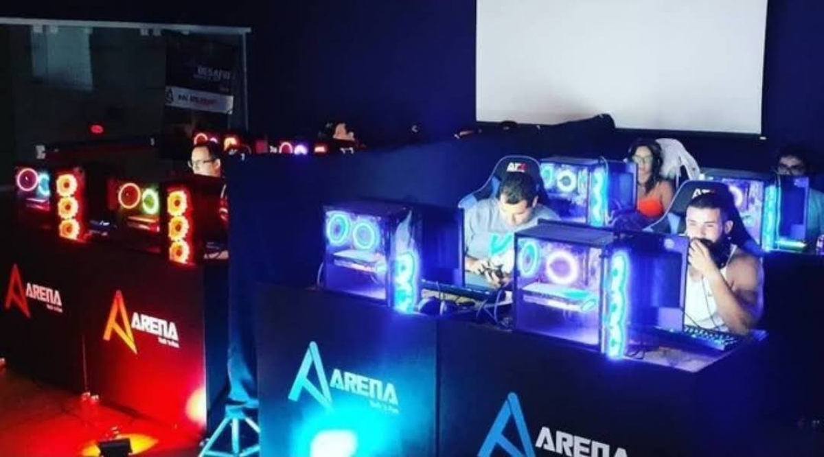 Vendo Arena de E-Sports, Game & Design