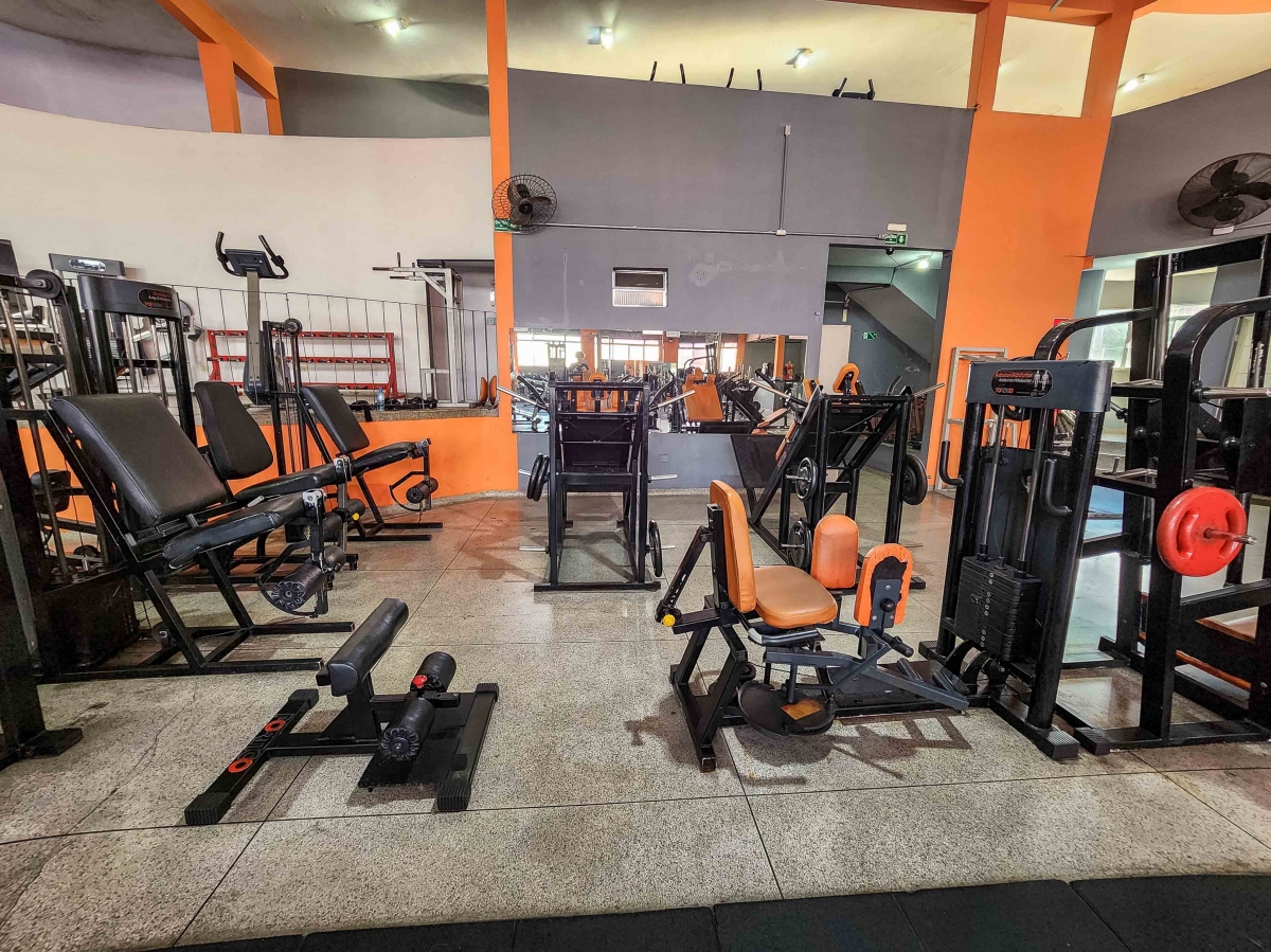 ACADEMIA COMPLETA NO TABOÃO DA SERRA
