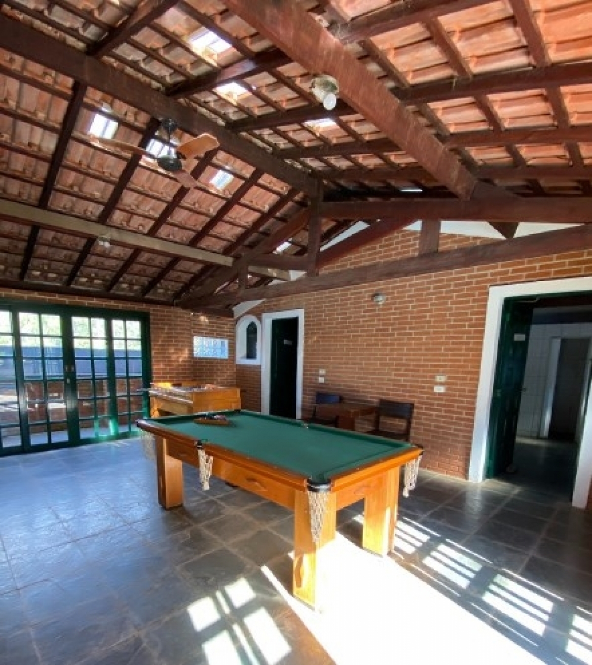 CHACARA DE EVENTOS COM CARTEIRA DE CLIENTE – 1500M ARÉ CONSTRUÍDA – 300 MIL ANUAL DE RECEITA