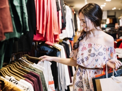 Vendo loja de roupas femininas e masculinas