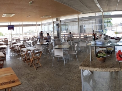 Vendo Restaurante/bar universitário completo