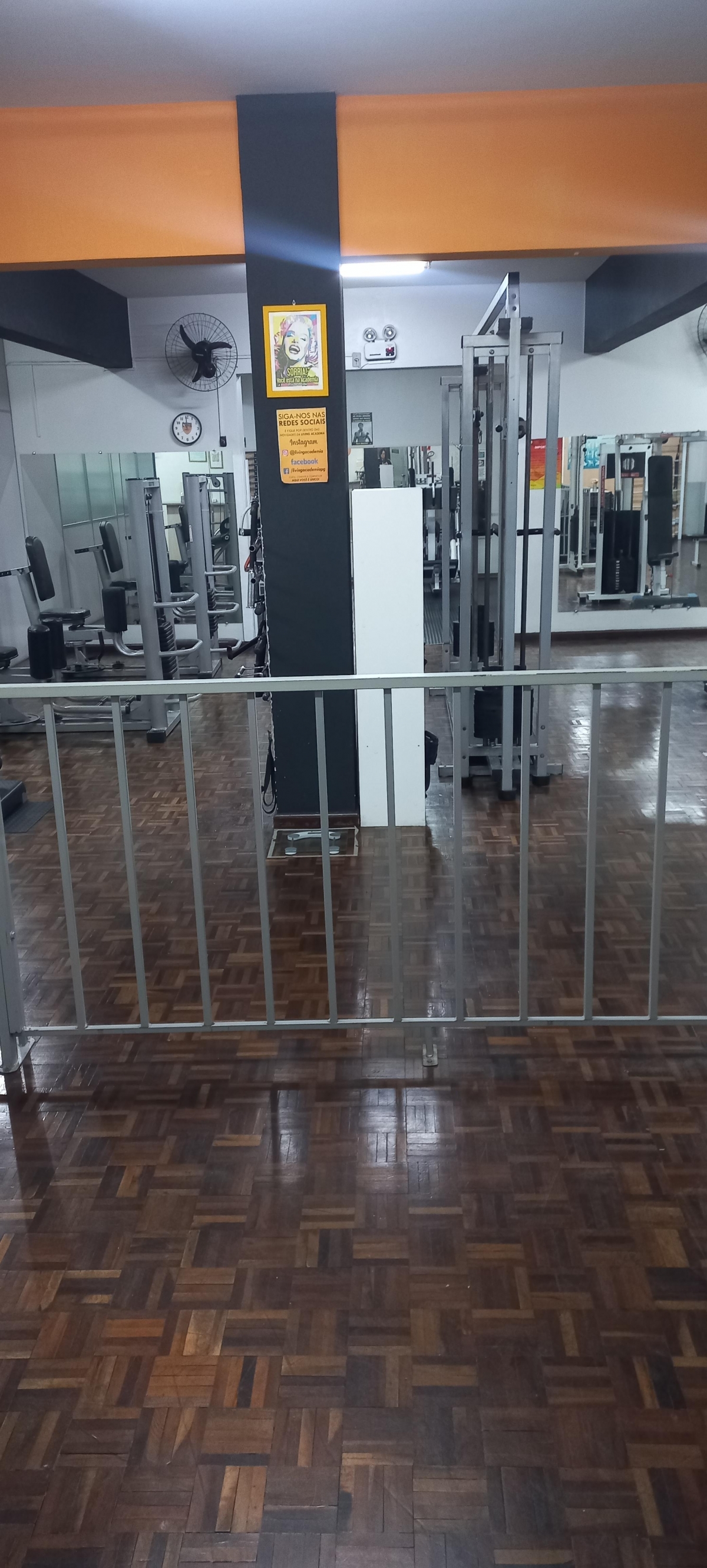  Academia de ginástica completa