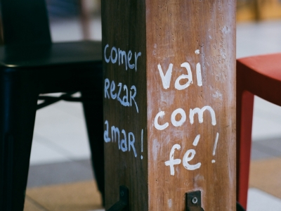 Vendo restaurante de comida natural consolidado no mercado há 24 anos e em pleno funcionamento. Totalmente equipado! 