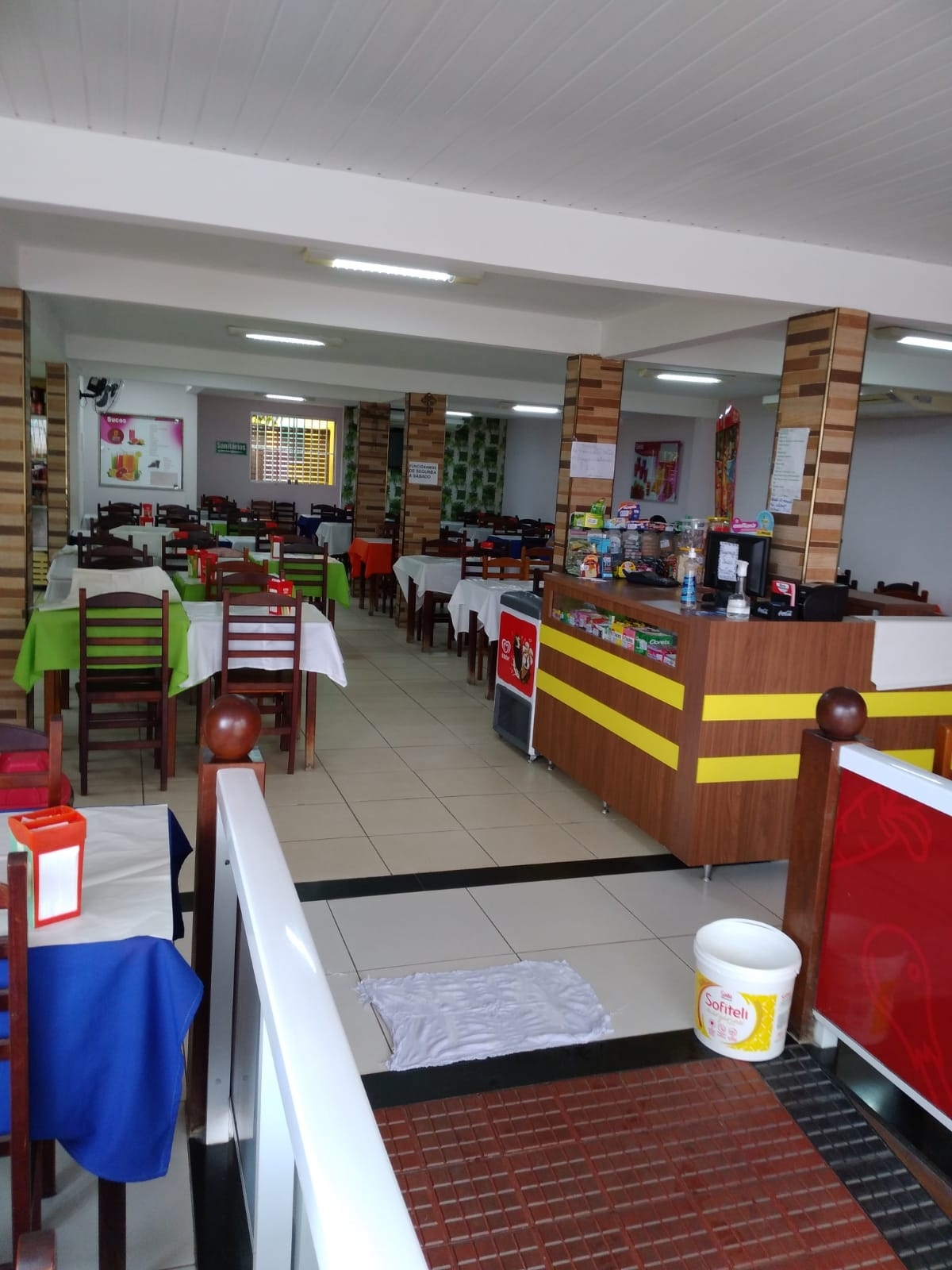 Restaurante Self-Service no Centro de Guarapari