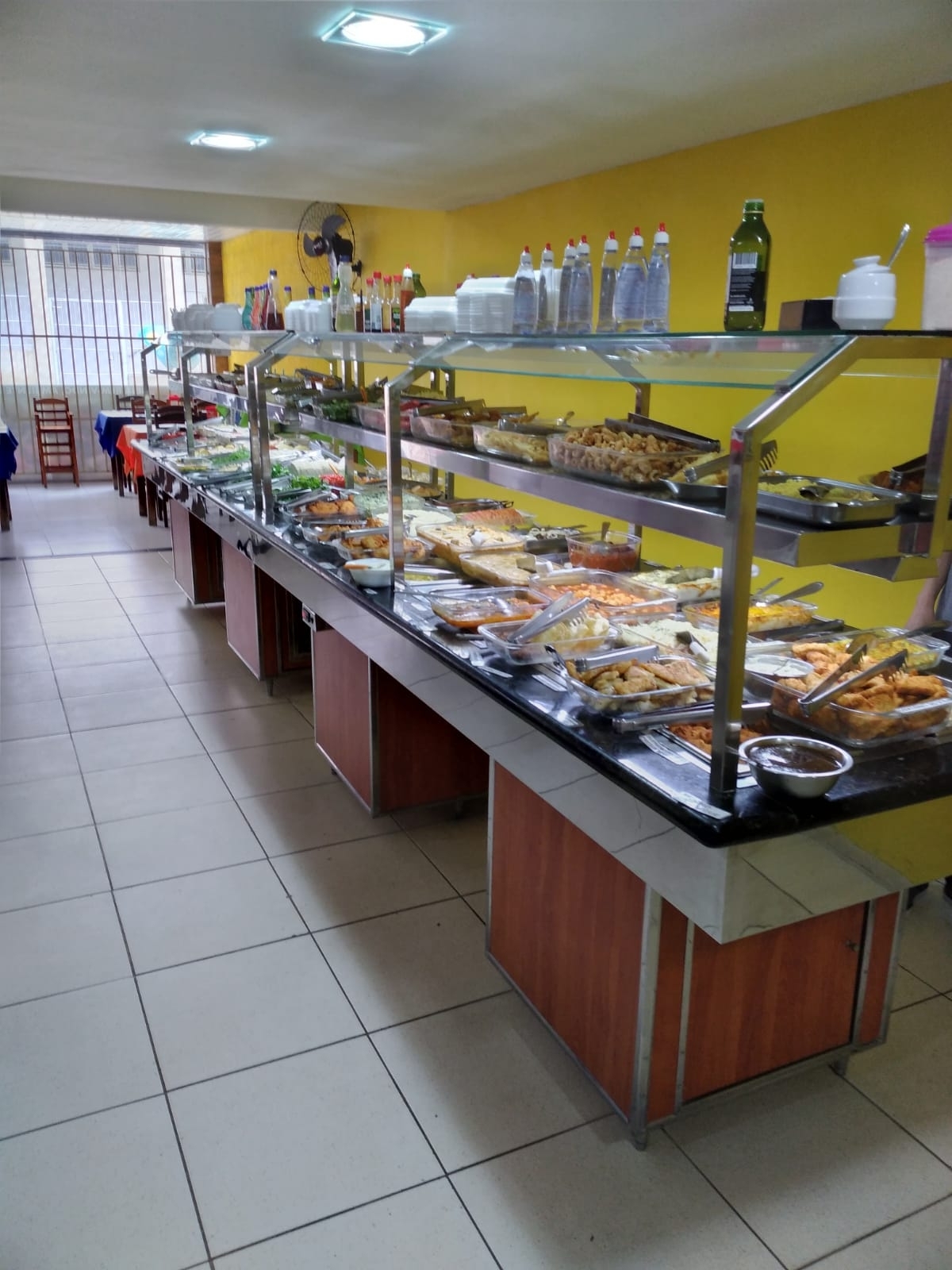 Restaurante Self-Service no Centro de Guarapari