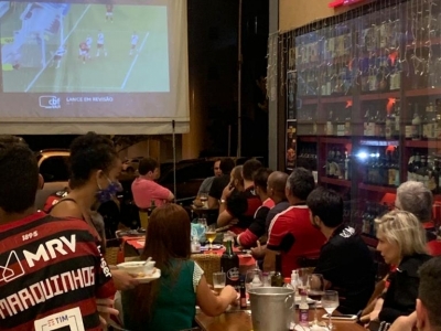 Passo excelente ponto de bar de cervejas artesanais