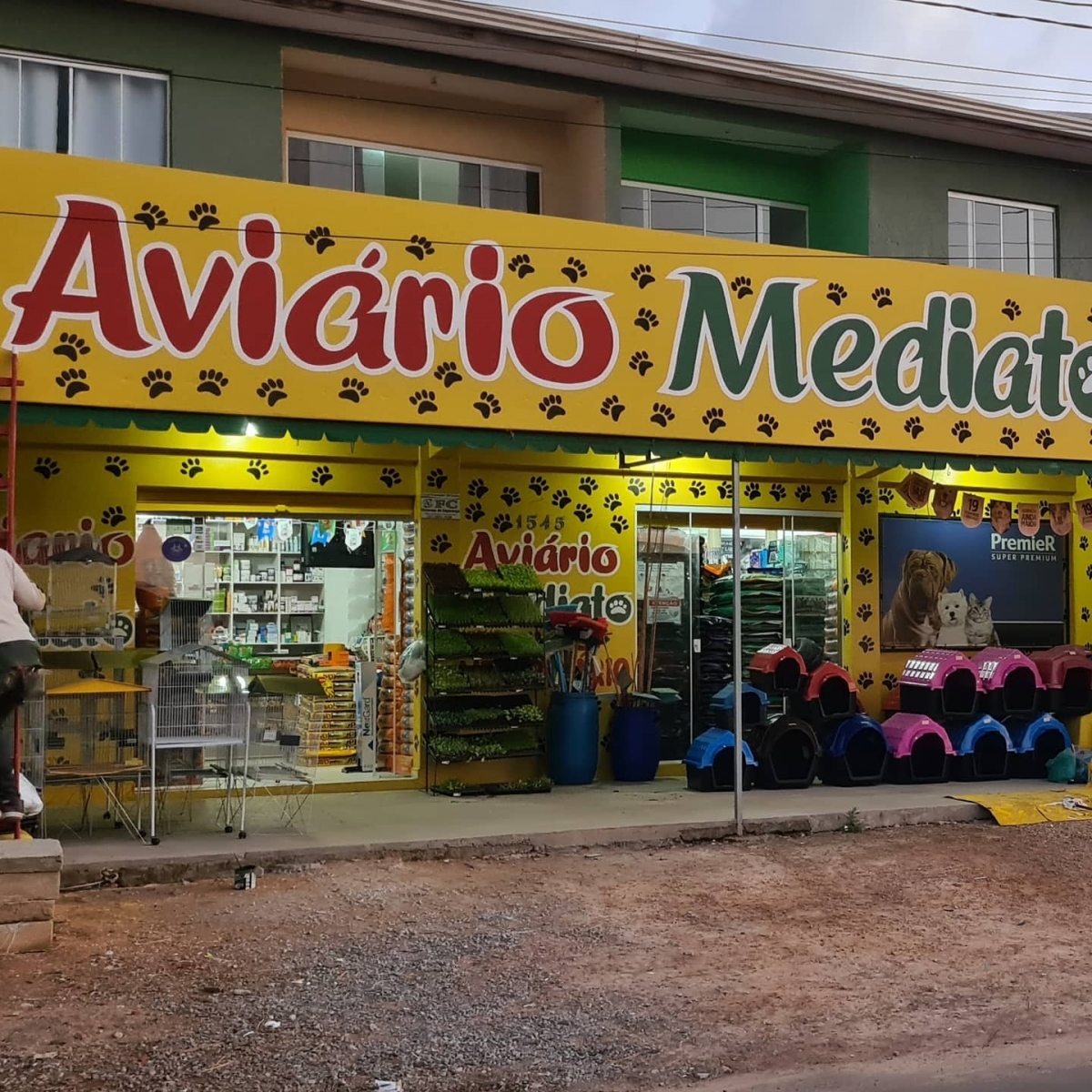 Vendo Aviário consultório veterinário 