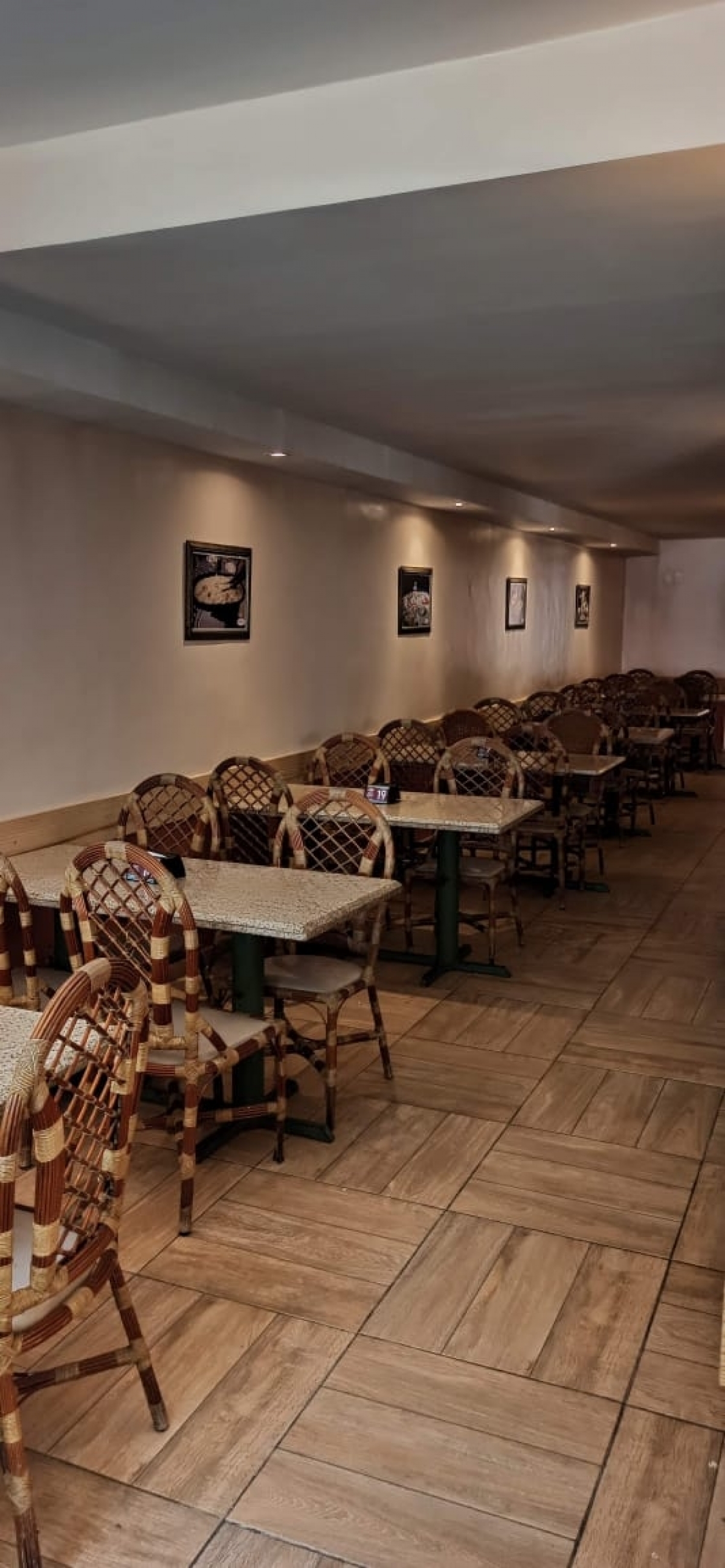 Passo ponto completo de Restaurante, com excelente localização